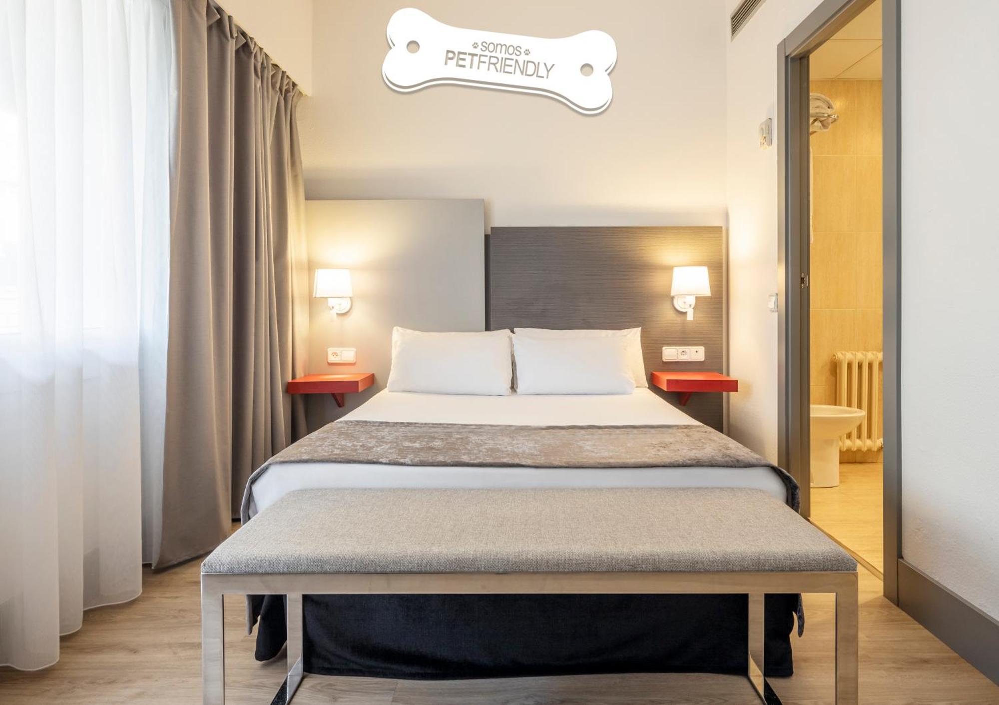Ilunion Romareda Hotel Zaragoza Værelse billede