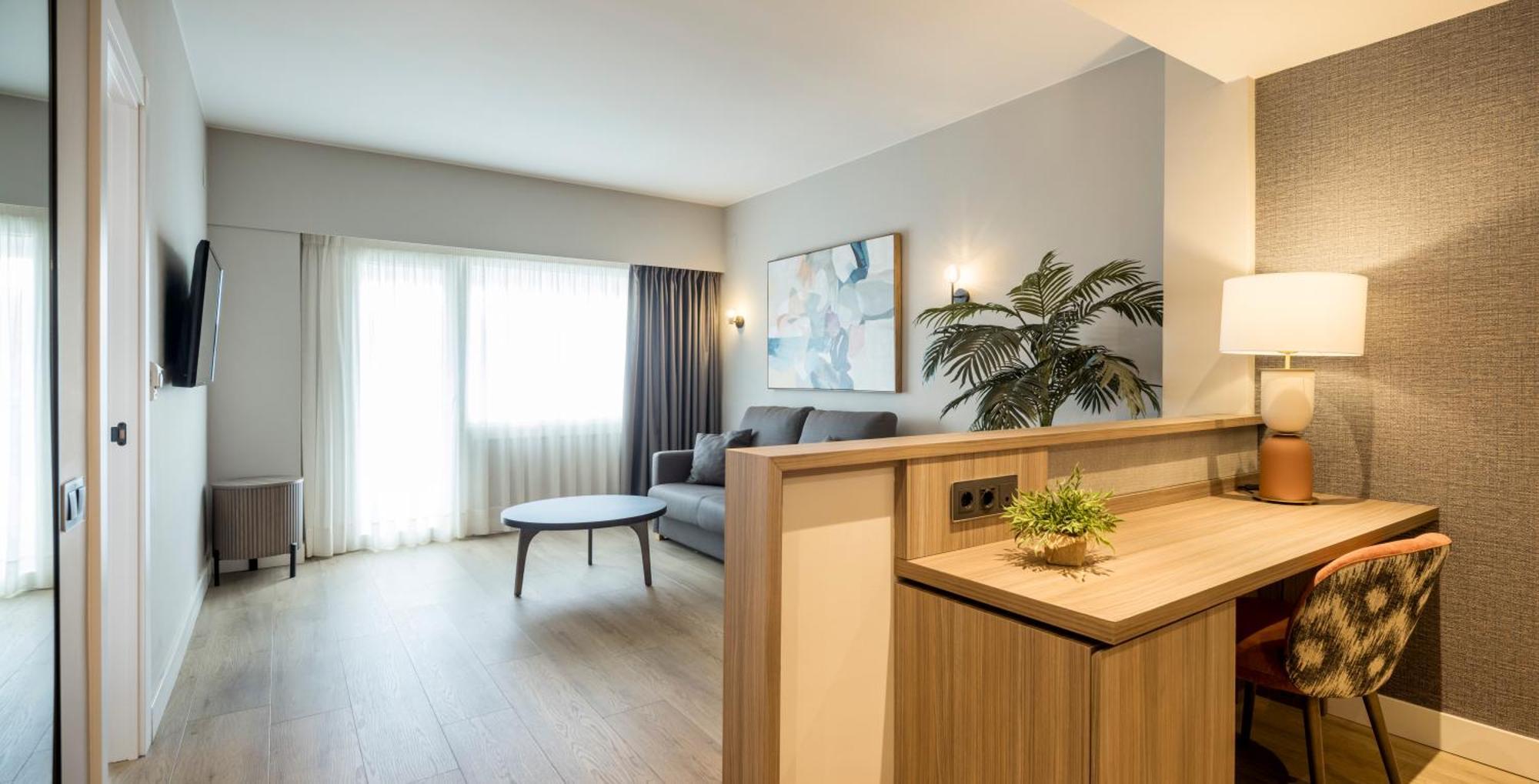 Ilunion Romareda Hotel Zaragoza Eksteriør billede